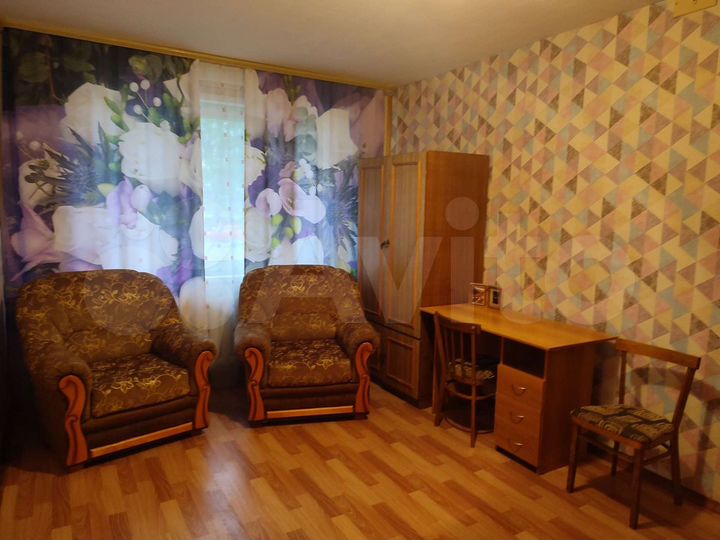 2-к. квартира, 47 м², 1/5 эт.