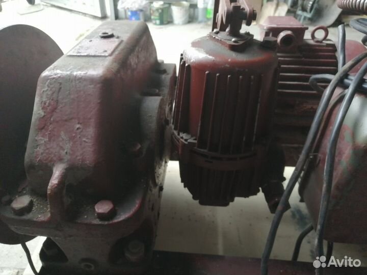 Лебедка электрическая монтажная 3 квт., 380 в