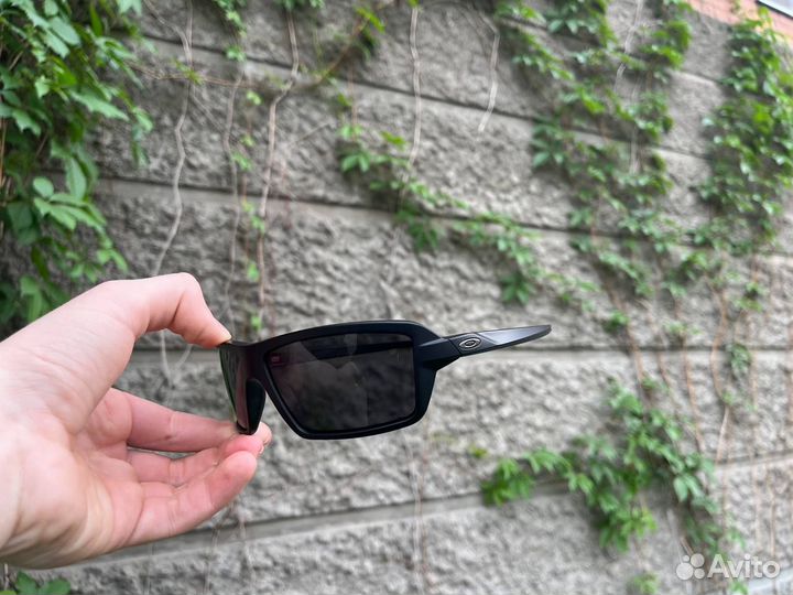 Очки Oakley Cables