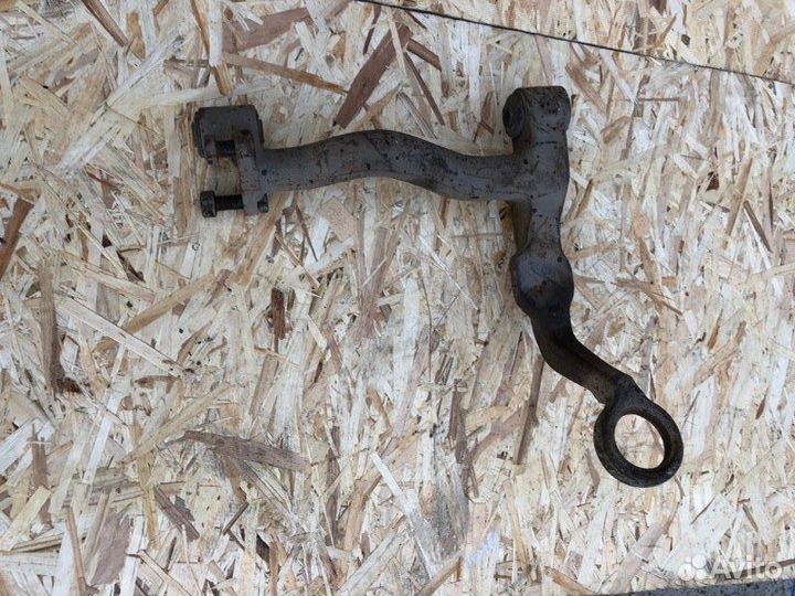 Рычаг подвески правый Vw Transporter T4