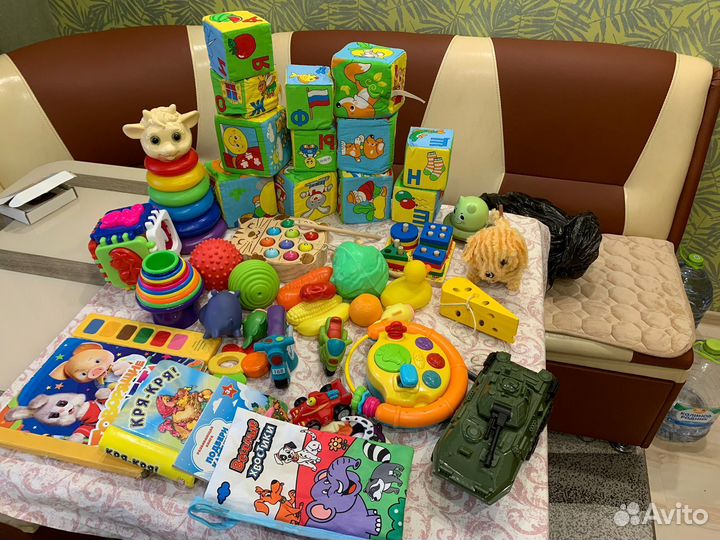Развивающие игрушки пакетом
