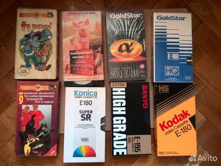 Видеокассеты VHS фильмы 39 штук цена за всё
