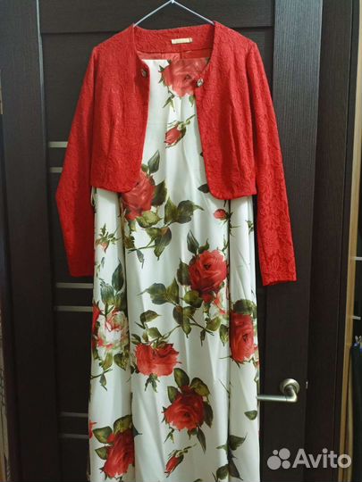 Женское платье