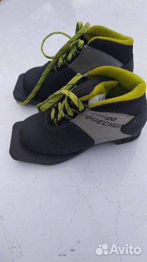 Лыжные ботинки