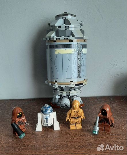 Lego Star Wars 75136 капсула
