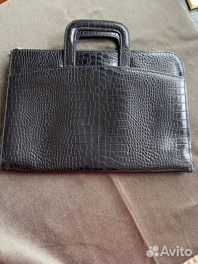 Женский кожаный портфель