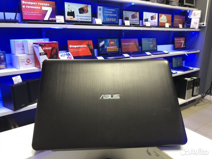 Ноутбук asus