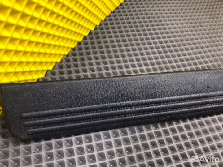 Накладка порога передняя Nissan Primera P11(144)