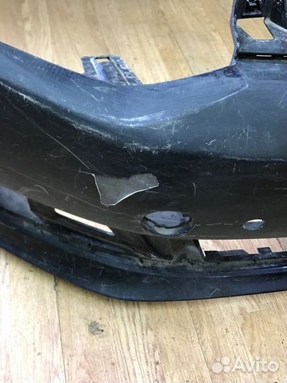 Бампер передний Volkswagen Polo 2011