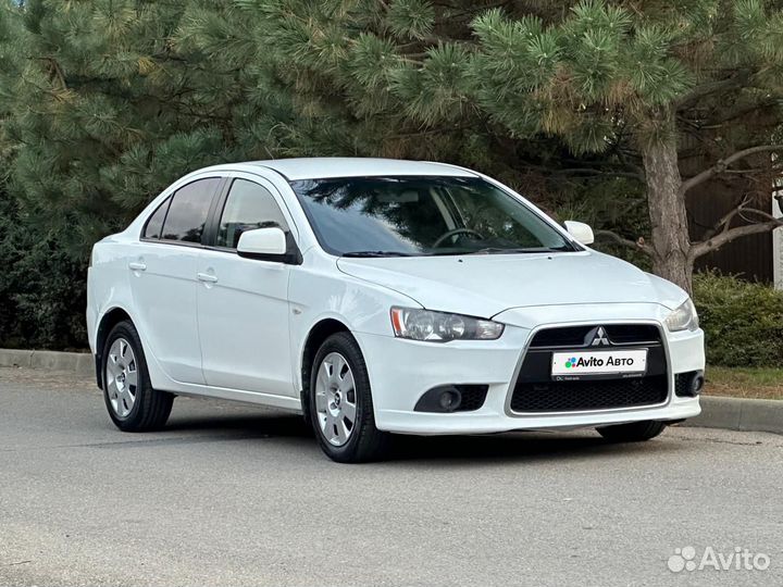 Mitsubishi Lancer 1.5 AT, 2011, 215 000 км