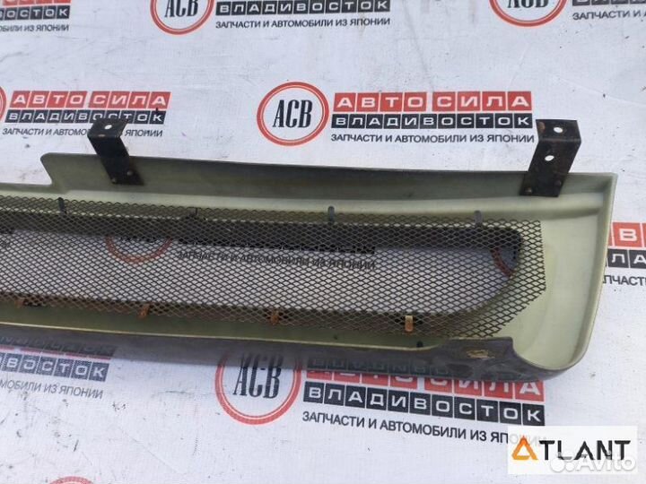 Решетка радиатора mazda bongo friendee