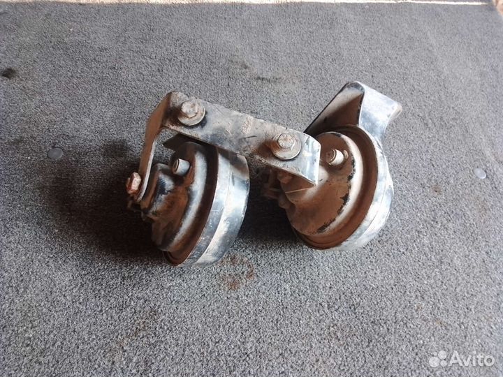 Сигнал звуковой Volkswagen Passat B5