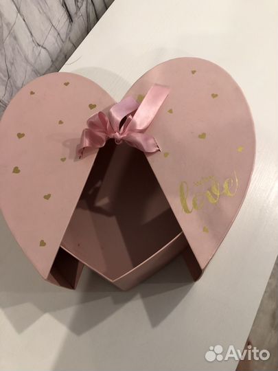 Коробка подарочная