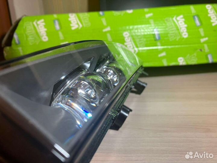 Левая противотуманная фара bmw 6 f12