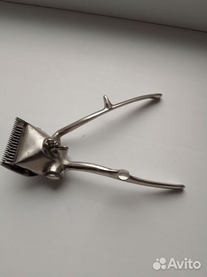 Машинка для стрижки волос