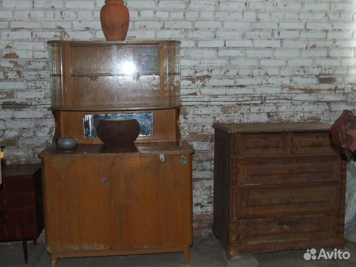 Старинный буфет