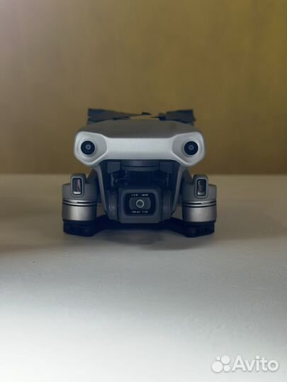 Квадрокоптер Dji Mavic air 2