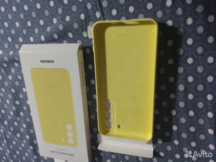 Мобильный телефон