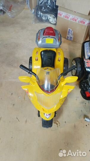 Электроскутер новый, только желтый