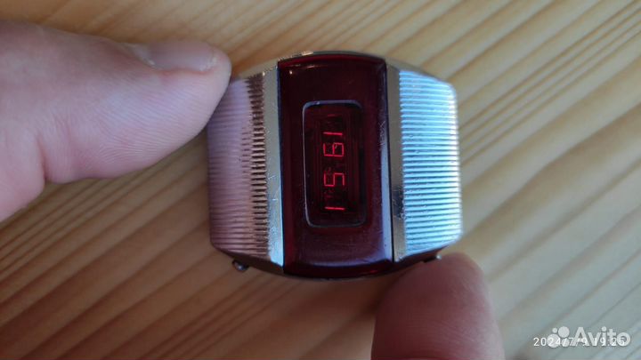 Часы электроника 1 Терминатор