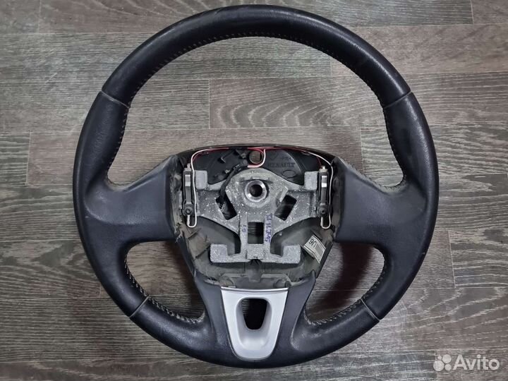 Руль Renault Fluence Megan