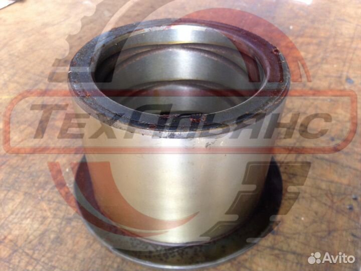 Втулка рукоять ковш 208-70-72170