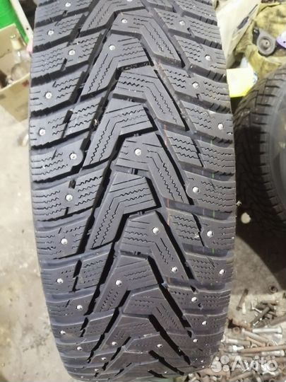 BCT ES 9000 215/60 R17 100