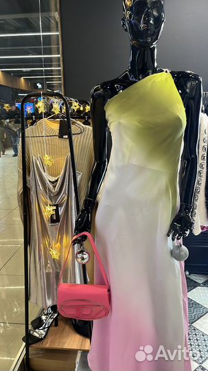 Готовый бизнес бутик трендовой женской одежды