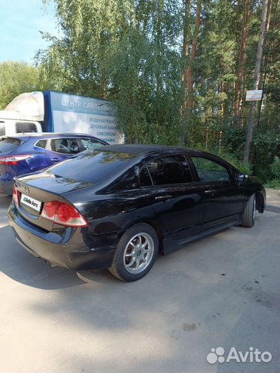 Honda Civic 1.8 AT, 2008, 286 282 км