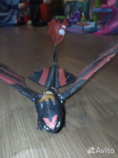Игрушка дракон беззубик как приручить дракона
