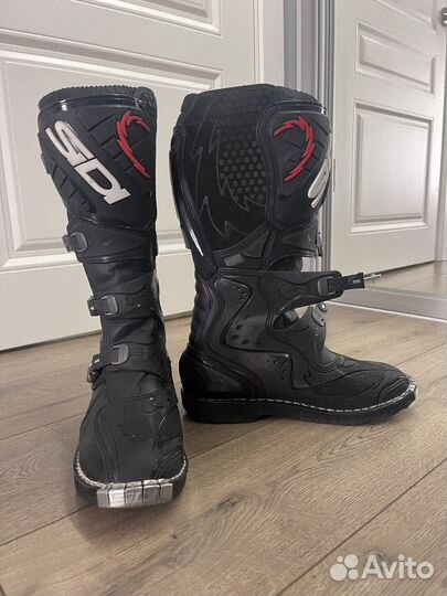 Мотоботы для эндуро