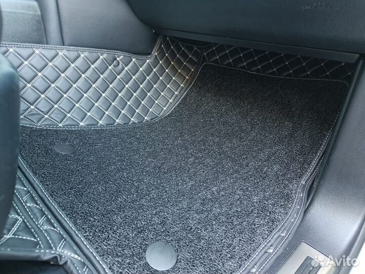 Автомобильные 3D коврики Land Cruiser 200