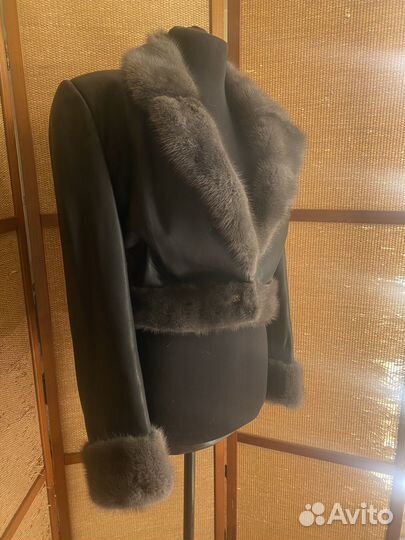 Куртка кожаная с мехом серой норки на весну