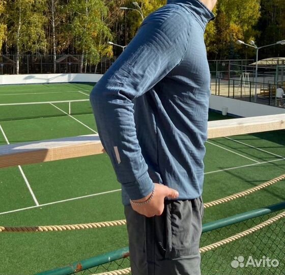 Лонгслив new balance