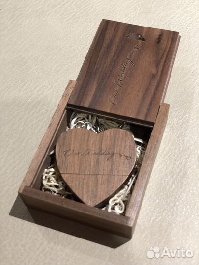 Флешка с гравировкой 