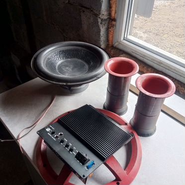 Динамик 900 watt усилитель 1900ват