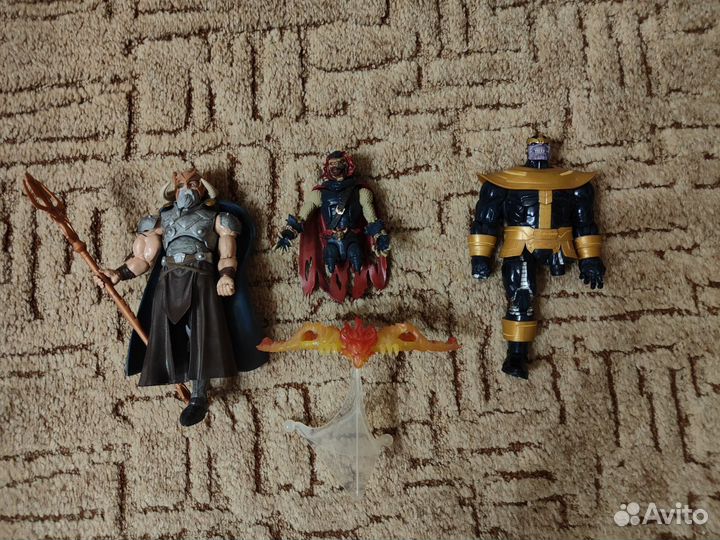 Фигурки Marvel Legends