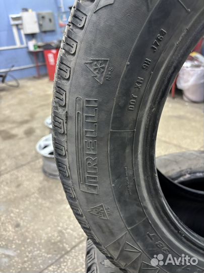 Pirelli Winter Carving Edge 225/60 R16