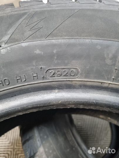 Hankook Winter I'Cept IZ2 215/65 R17 100H