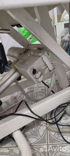 Кресло педикюрное. Косметологическое кресло