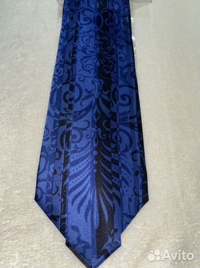 Галсуки Versace