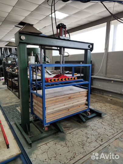 Пресс для Резиновой Крошки