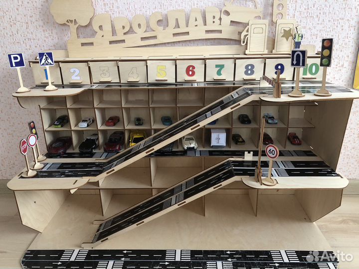 Деревянная парковка