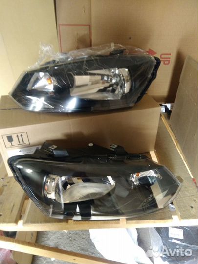 Фара Volkswagen Polo Sedan 2010-2020