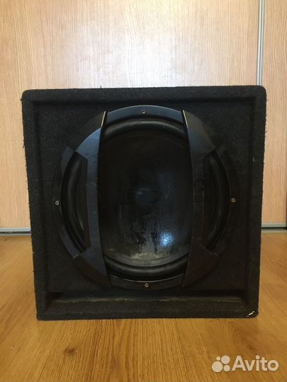Сабвуфер alpine