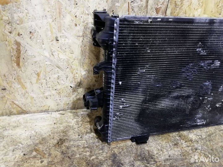 Радиатор основной Volkswagen Transporter T5