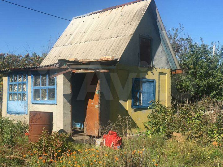 Дача 10 м² на участке 6 сот.