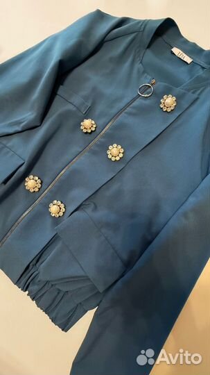 Костюм женский