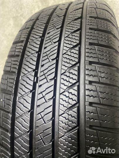 Vredestein QuaTrac Pro 215/65 R17