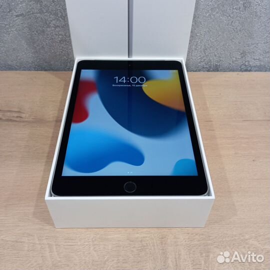 Планшет Apple iPad mini 4 128гб WiFi+Cellular